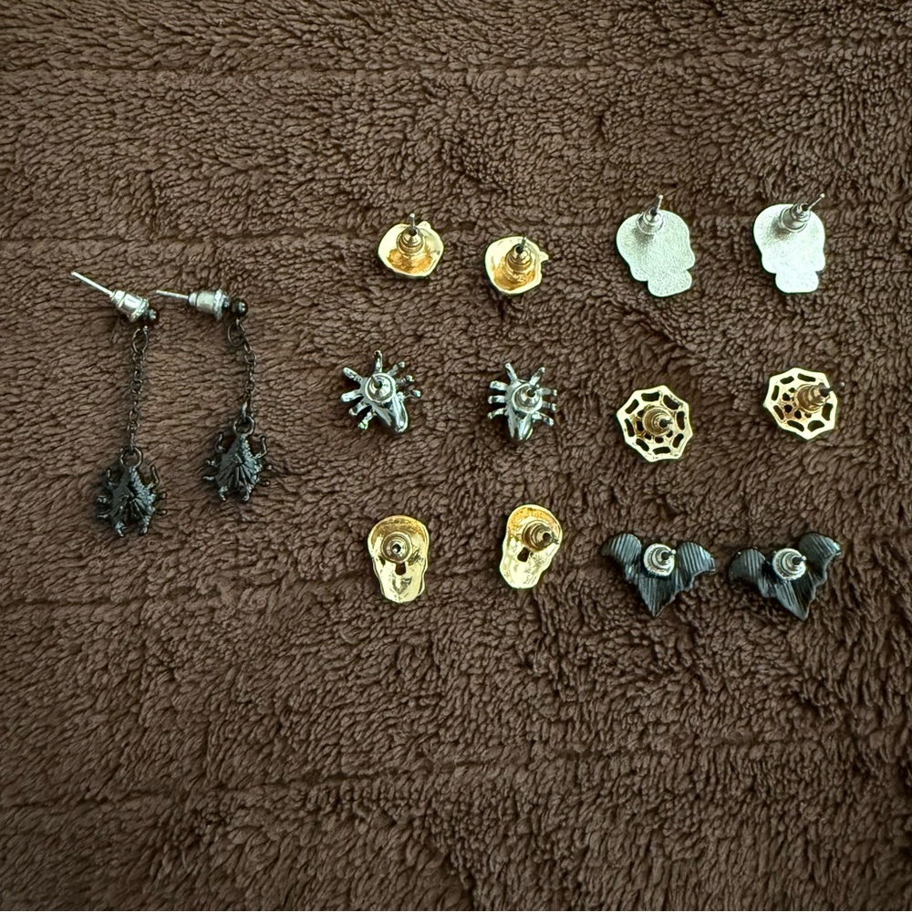 Halloween Earrings Set (7 Pairs) - Picture 2 of 2